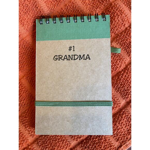 #1 Grandma Notepad - Picture 2 of 2